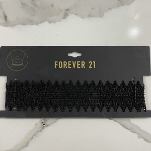 90’s girly lacey fashionable necklace choker